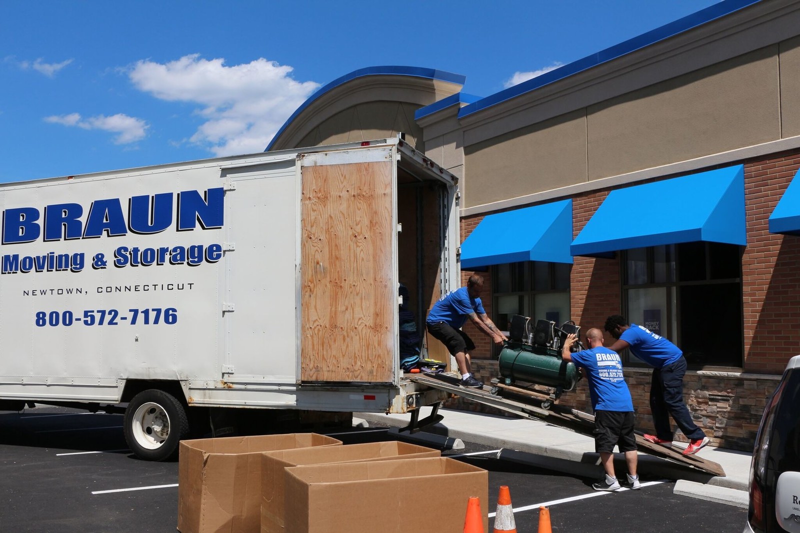 What You Should Know About a Moving Company